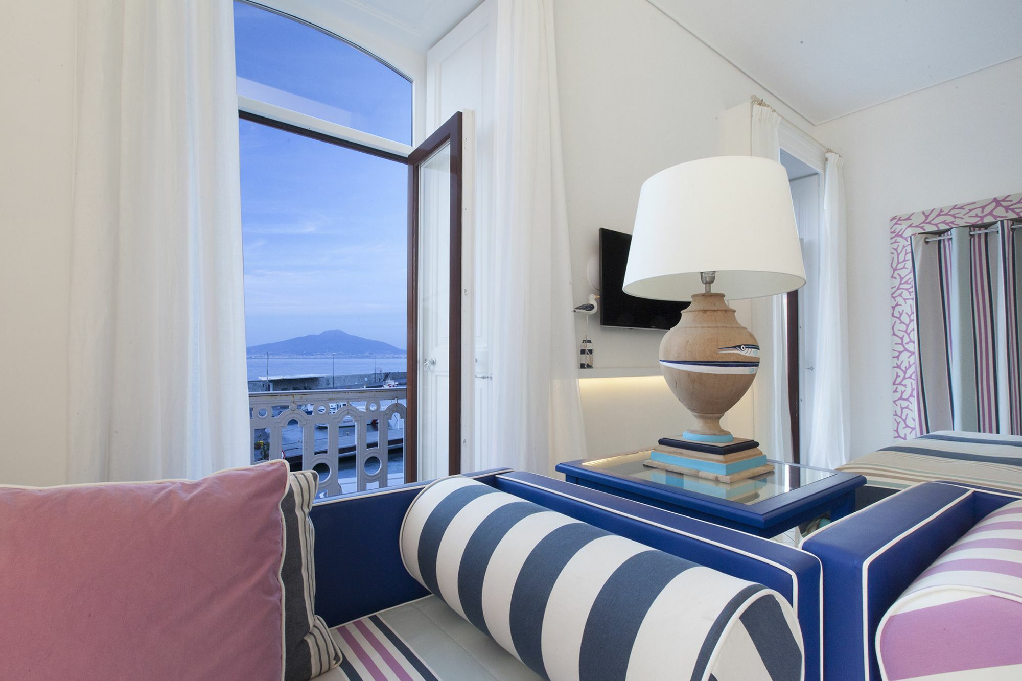 Amore Rentals - Gilda'S House Sorrento Bagian luar foto